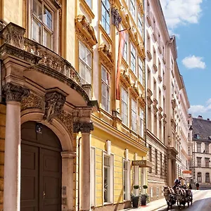 Pertschy Palais Otel